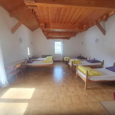 Alto Verdon D'etape De La Colle St Michel بيت ريفي